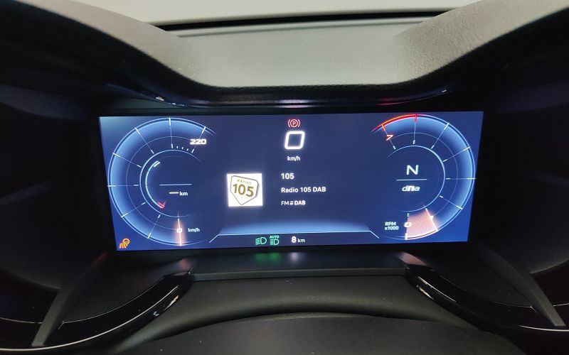 JUNIOR 1.2 136CV HYBRID EDCT6 SPECIALE